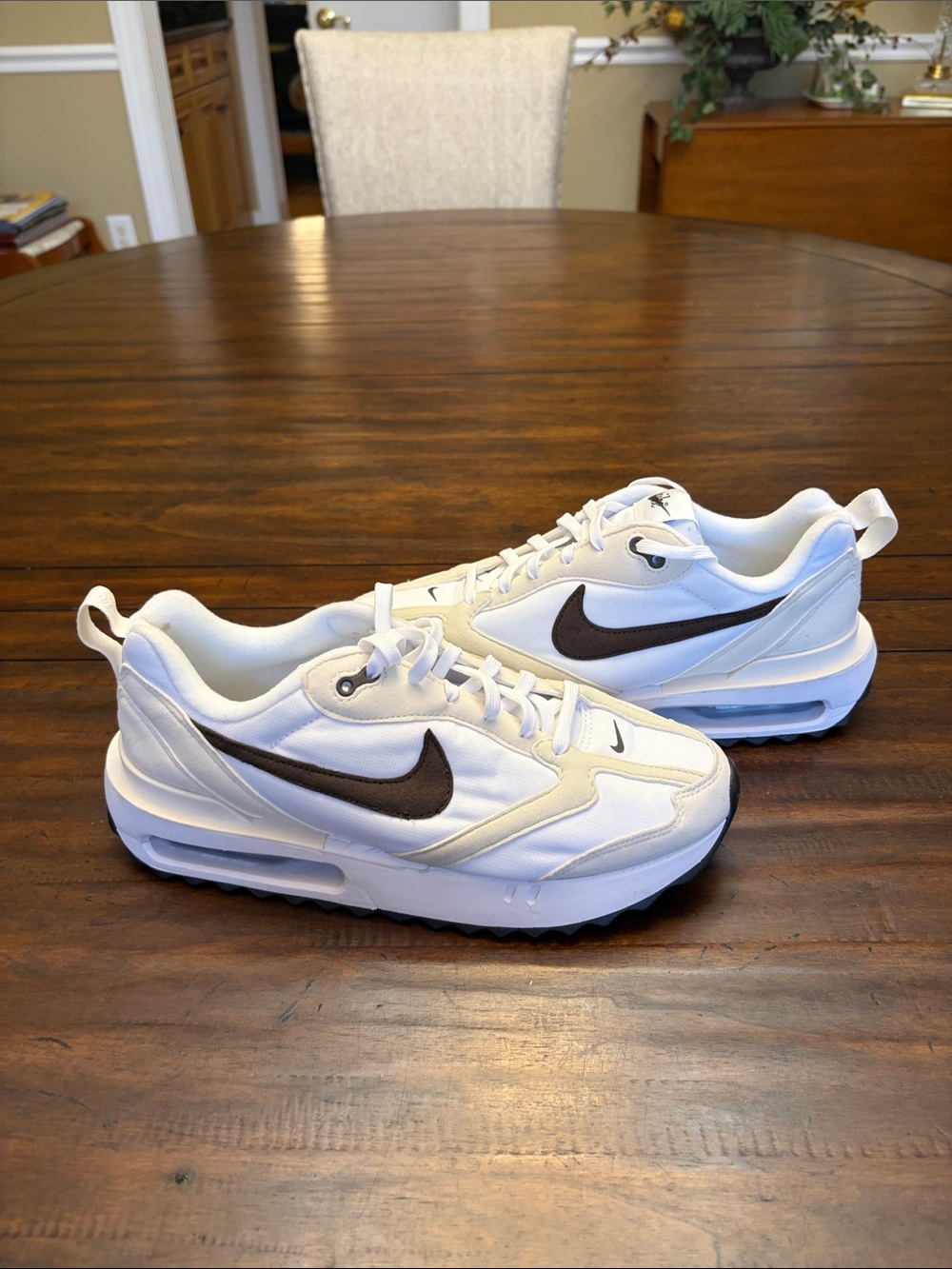 Nike White Sneakers Men US 9 ACs